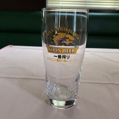 ビールグラス６個の画像