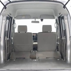車中泊ベースに・・・。荷室も綺麗♬