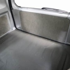 車中泊ベースに・・・。荷室も綺麗♬の画像