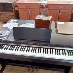 ★ジモティ割あり★ YAMAHA 電子ピアノ ブラック H83×D41×W135 クリーニング済み TK2665の画像