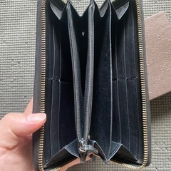 グッチ　腕時計　長財布セットの画像