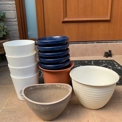 プラ鉢差し上げます！