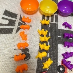 色　数集め　知育おもちゃの画像