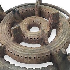 24Y478 ジ 業務用鋳物コンロ 2重 直径25cm 都市ガス用 厨房機器 中古品の画像
