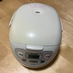 【受け渡し者決定】5.5合炊き炊飯器