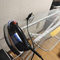 アイロンとアイロン台のセット