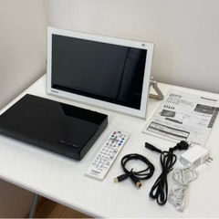 Panasonic　ブルーレイディスクプレーヤー/HDDレコーダー付ポータブル地上・BS・110度CS デジタルテレビ UN-15TD6