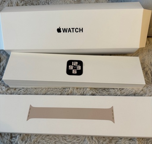 Apple Watch SE 第二世代　スターライト　44ミリ