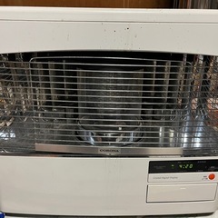 煙突付石油ストーブ