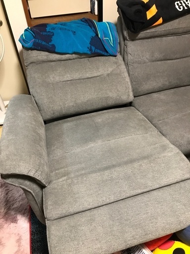 9月２０日まで破格　電動リクライニングソファー　美品　グレー