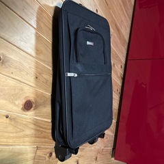 キャリーケース　旅行カバン　スーツケースの画像