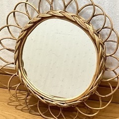 ナチュラル雑貨　新品　おしゃれなフラワーミラー