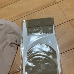 バレンチノくるぶし丈ストッキング2足とおまけくるぶし丈ストッキング3足の画像