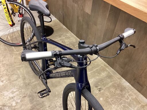 TREK「トレック」 FX SPORT 5 2022年モデル クロスバイク