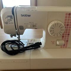 【引き渡し予定者有】brother ミシン