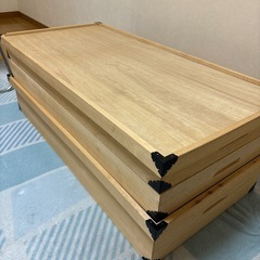 木箱の画像