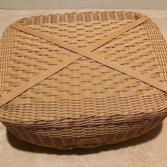 美品★猫用カゴベッドの画像