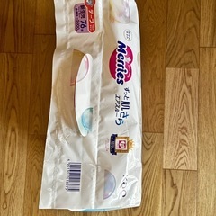 【取引中】メリーズずっと肌さらエアスルー  テープタイプ　76枚×3パックの画像