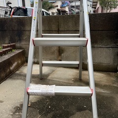アルミ脚立
の画像