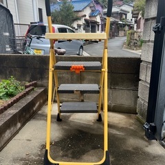 3段踏み台の画像