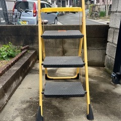 3段踏み台の画像