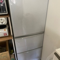 １名様とお取引中　TOSHIBA 冷蔵庫　差し上げます
