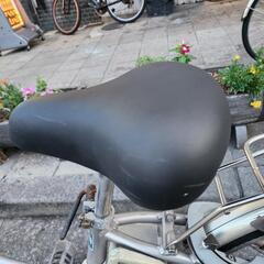 ＳＡＬＥ　電動自転車　パナソニック　２６インチ　バッテリー　充電器　カゴ　付き　3変速　ピンク　配達可能