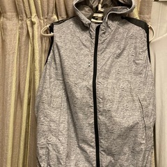 フード付き空調服ファン、バッテリー付き　　
