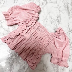 🤍新品　可愛いボリュームのあるトップスの画像