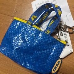 IKEA・イケア　ミニトートバッグ(ポーチキーホルダー)