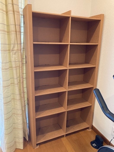 ダンボール製のシェルフ　棚