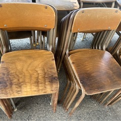 【処分前最終価格】学校椅子1脚100円 の画像