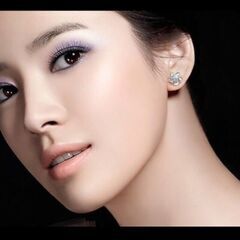 ≒m→→→j－31-4番 シルバー925刻印/ブリリアントフラワーピアスＷＨ　C＊Bの画像