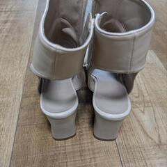 【BEAMS サンダル】ブーツサンダル(ホワイト）美品の画像