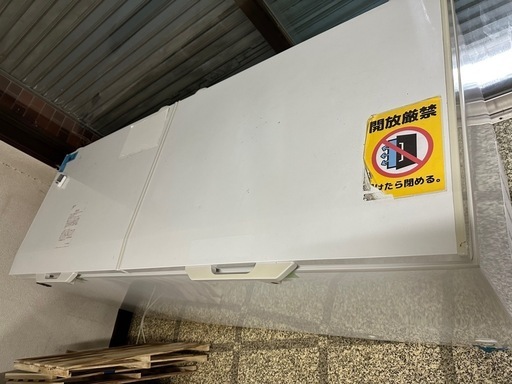 レマコム、ダイレン大型冷凍庫6台