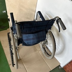 日進医療器　車椅子の画像