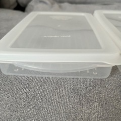 お肉入れタッパーの画像