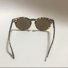 キャセリーニ　サングラスの画像