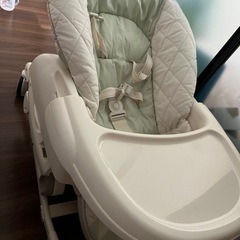 combi　ハイローチェアの画像