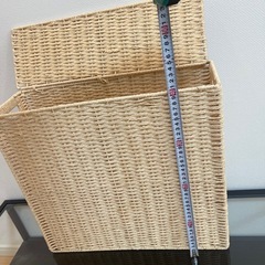 テレビ台とボックスの画像