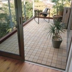 屋外用ジョイントタイル TOTO  はめこみ式 ベランダタイル　陶器製