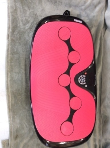 乗るだけかんたん！ 小刻みな上下運動で 無駄なお肉が揺れる！No2211