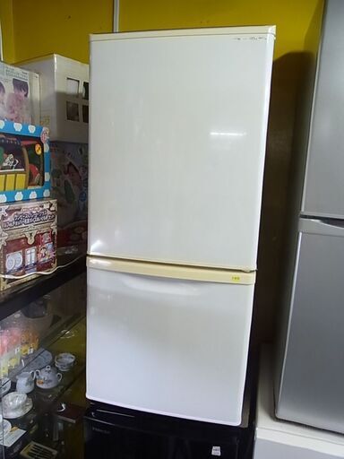 2009年製　パナソニック　ノンフロン冷凍冷蔵庫　138L　NR-B142W-W　2ドア冷蔵庫　白　ホワイト　Panasonic