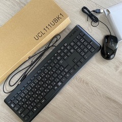 キーボードとマウスの画像