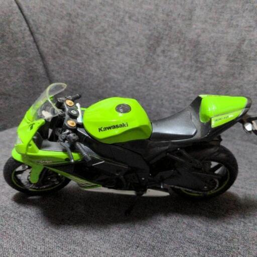 Kawasaki ニンジャ　ZX10-R　バイク