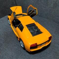 ランボルギーニ　SCALE 1/18 ムルシエラゴ　オレンジの画像