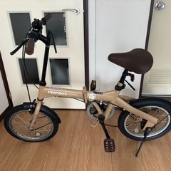 自転車 折りたたみ自転車の画像