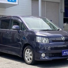 トヨタ ヴォクシー 　ＺＳ　入庫いたしました　♪の画像