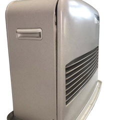 HITACHI 日立 OVF-H30W FUZZY 石油ファンヒーター 開放式 気化式 強制対流形 石油ストーブ ウォームホワイト 4.3 100V 稼動品 現状品の画像