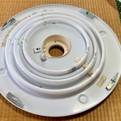 東芝 スリム蛍光灯シーリングライト 直径68cmの画像
